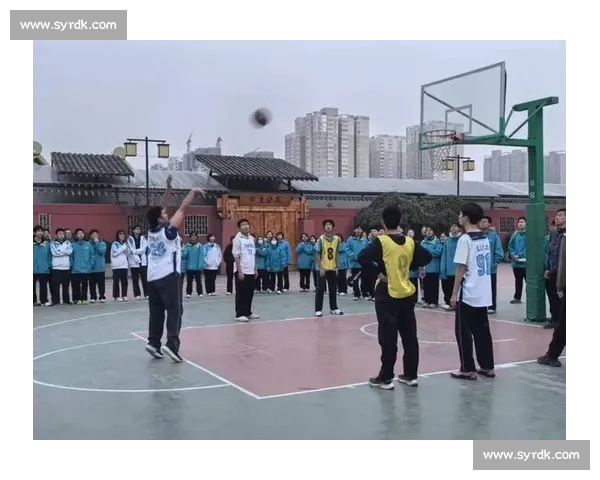 沉浸式感受篮球赛场燃爆氛围观众呐喊与心跳同频共振的夜晚体验记